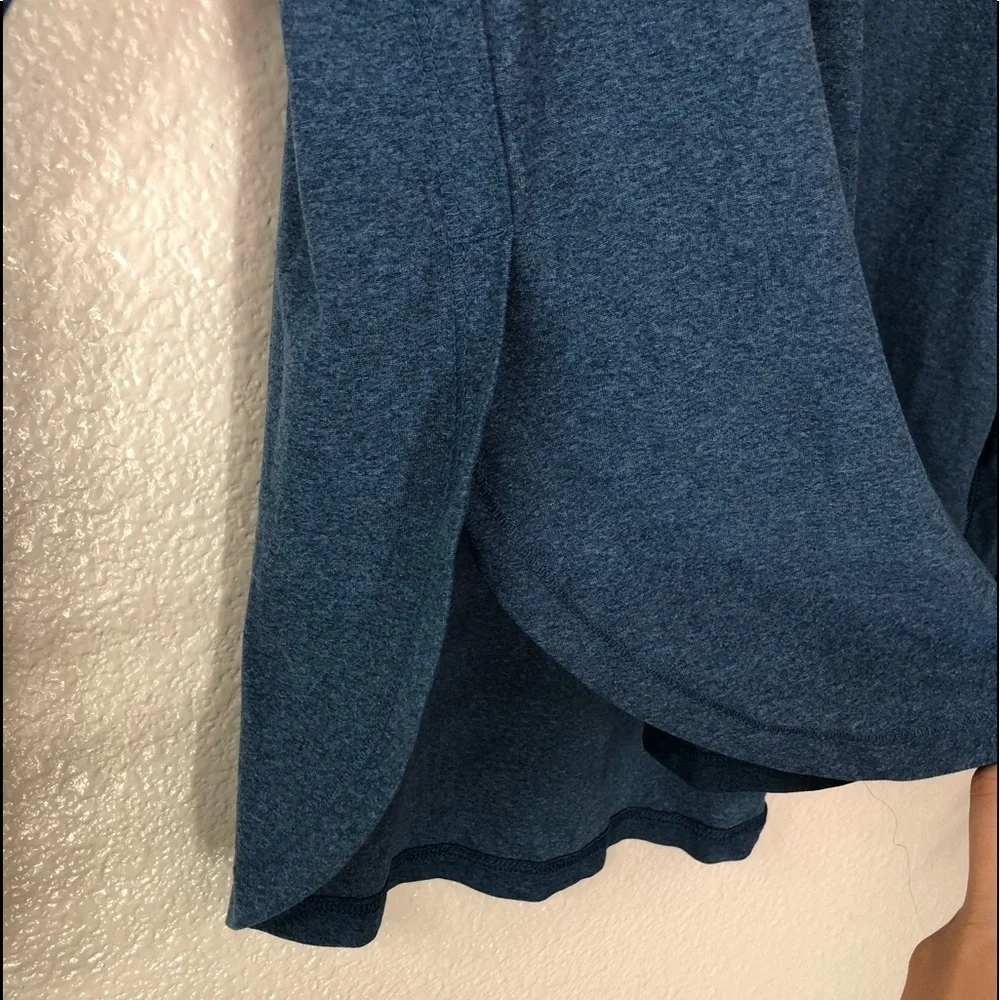Girls Old Navy Active Blue Top